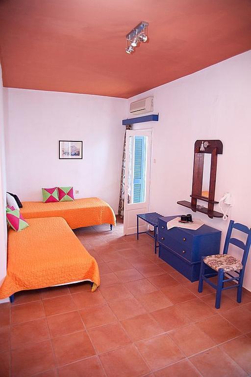 Themis Hotel Myrties Zimmer foto