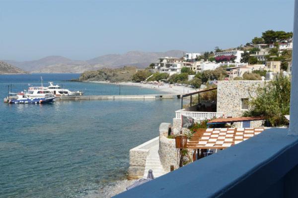 Themis Hotel Myrties Zimmer foto
