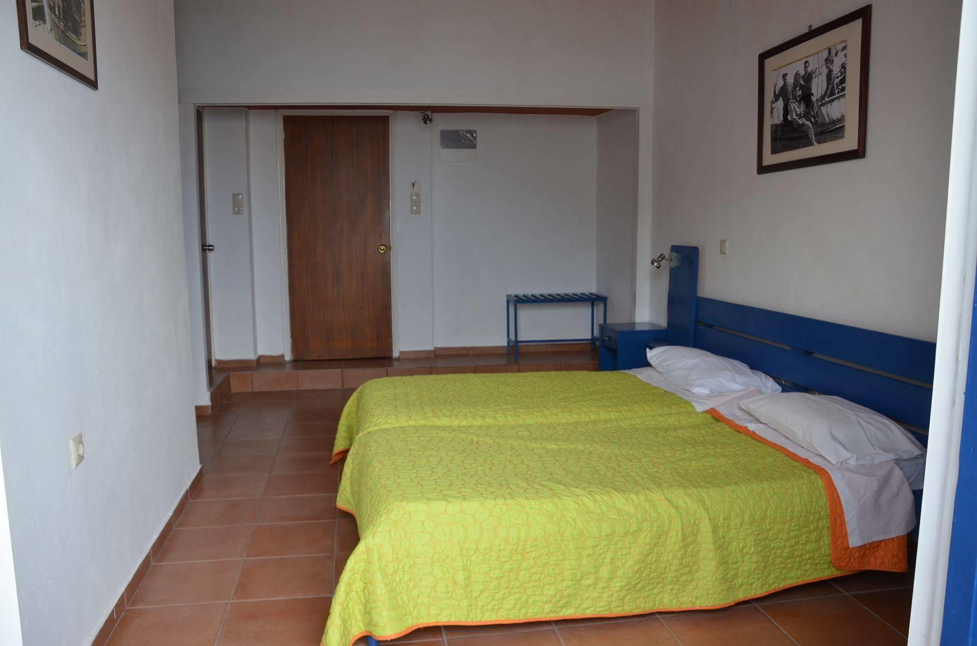 Themis Hotel Myrties Exterior foto